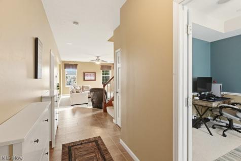 214 Gatwick Grove Circle Wadsworth OH 44281