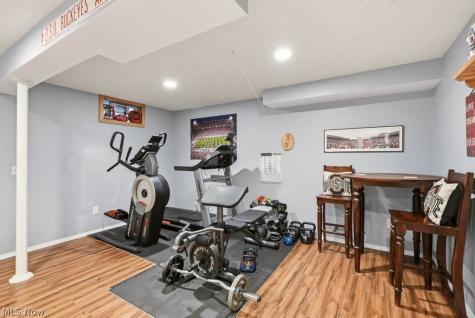 214 Gatwick Grove Circle Wadsworth OH 44281
