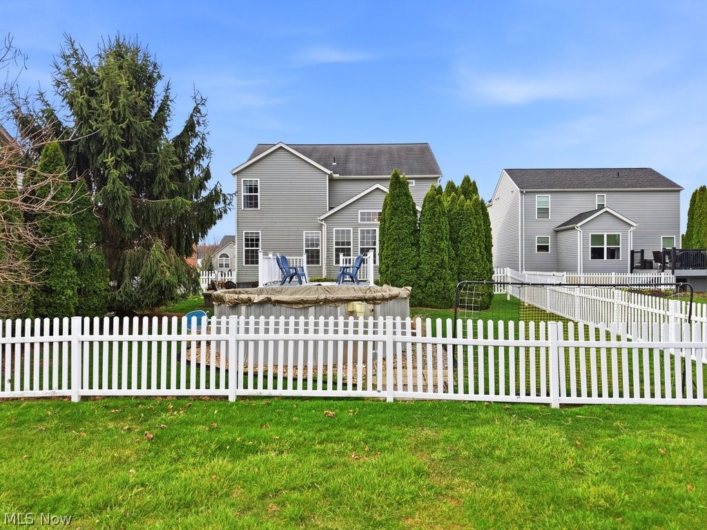 214 Gatwick Grove Circle Wadsworth OH 44281