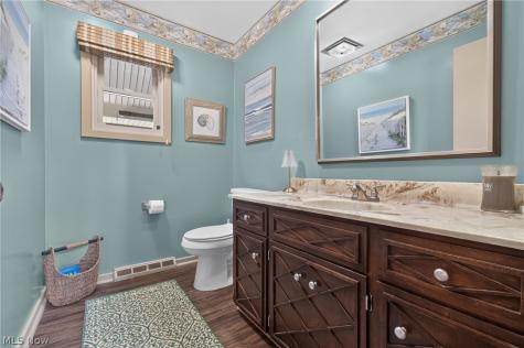 4745 Tanglewood Circle NE Canton OH 44714