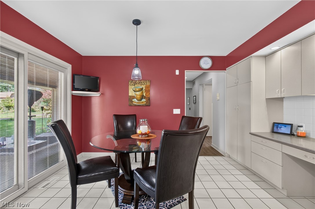 4745 Tanglewood Circle NE Canton OH 44714