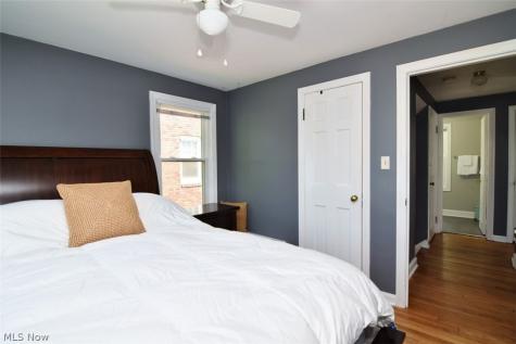 2223 Cranston Road University Heights OH 44118