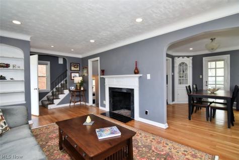 2223 Cranston Road University Heights OH 44118