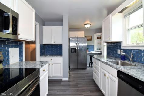 2223 Cranston Road University Heights OH 44118