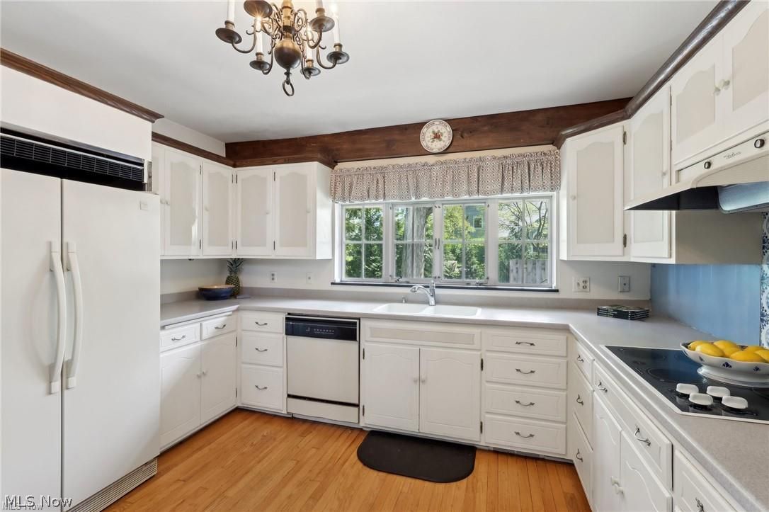 22100 Lake Road Rocky River OH 44116