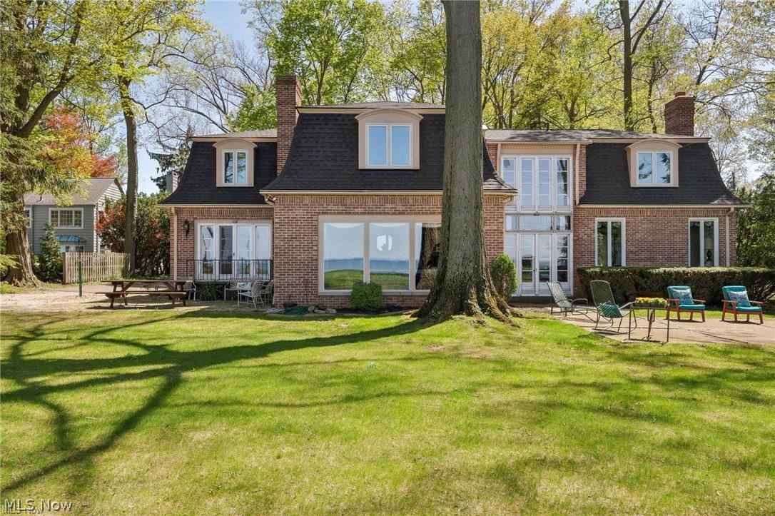 22100 Lake Road Rocky River OH 44116