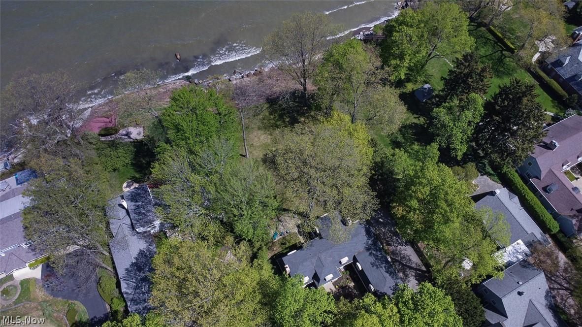22100 Lake Road Rocky River OH 44116
