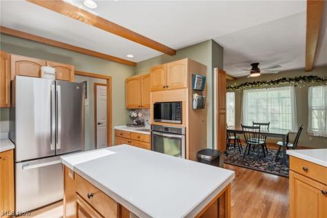 6308 Manchester Road New Franklin OH 44216