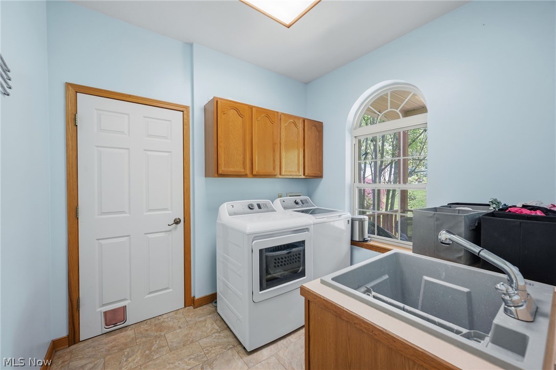 6308 Manchester Road New Franklin OH 44216