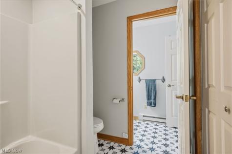 6308 Manchester Road New Franklin OH 44216