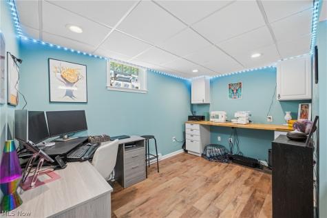 6308 Manchester Road New Franklin OH 44216