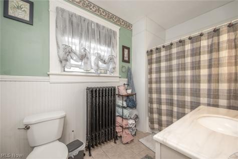 36 4th Street SE Massillon OH 44646