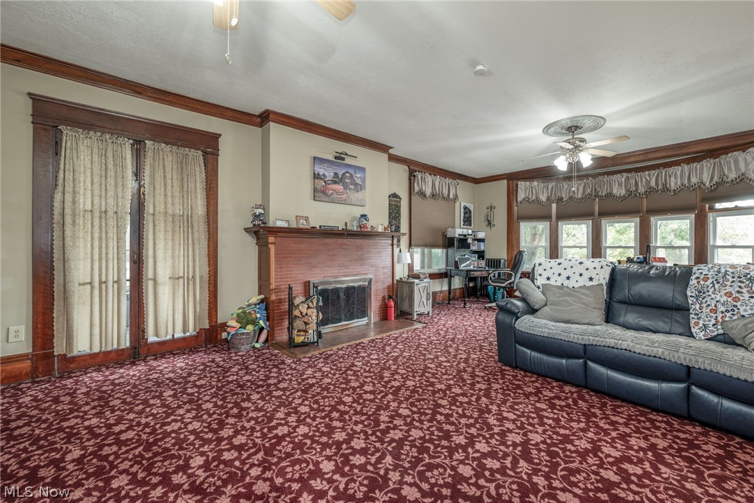 36 4th Street SE Massillon OH 44646