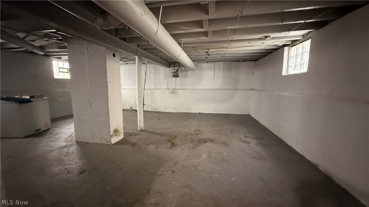 12607 Watterson Avenue Cleveland OH 44105