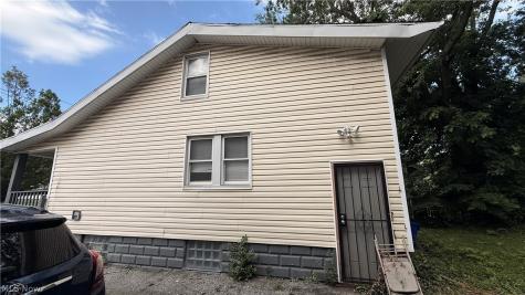 12607 Watterson Avenue Cleveland OH 44105