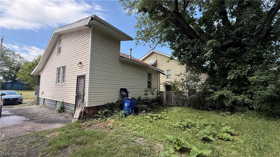 12607 Watterson Avenue Cleveland OH 44105