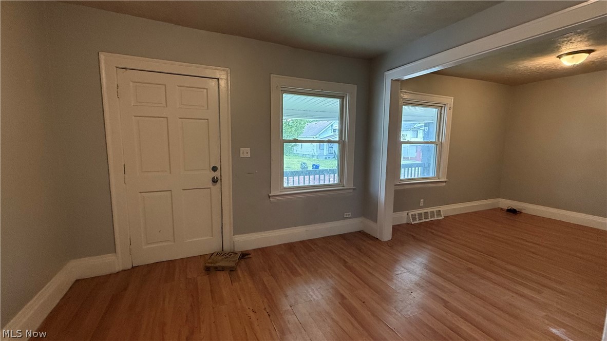 12607 Watterson Avenue Cleveland OH 44105