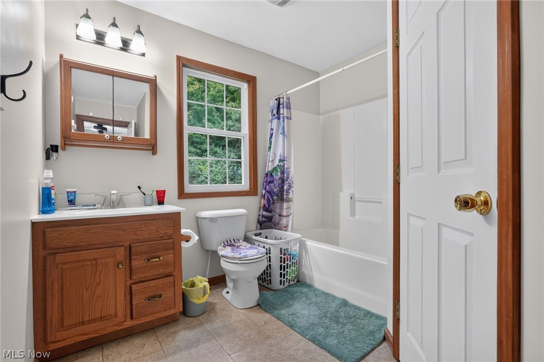 1310 Morning Star Drive Roaming Shores OH 44084