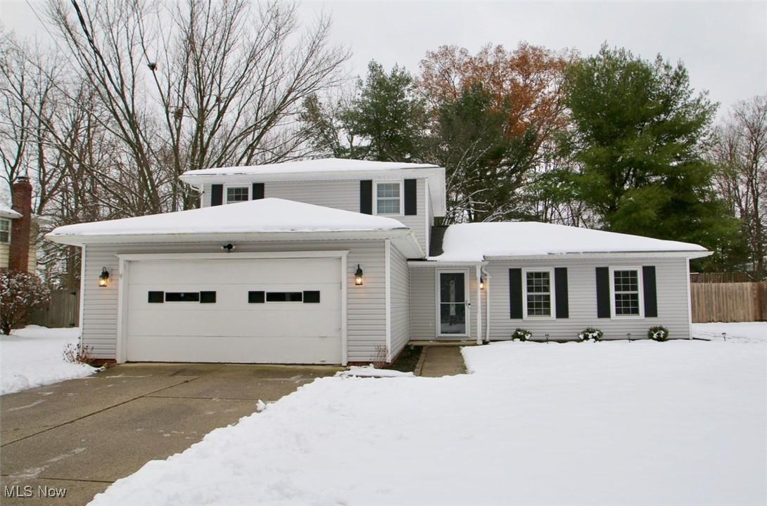 Westlake OH, 2563 Columbia Road