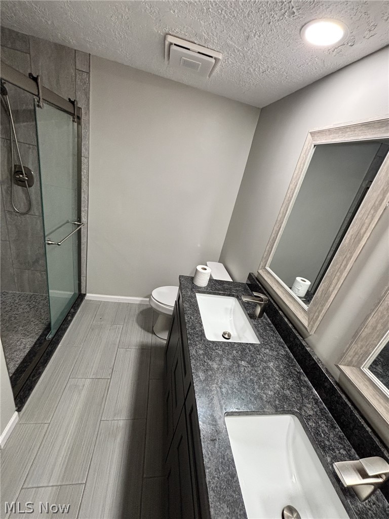 166 Cheyenne Trail Malvern OH 44644