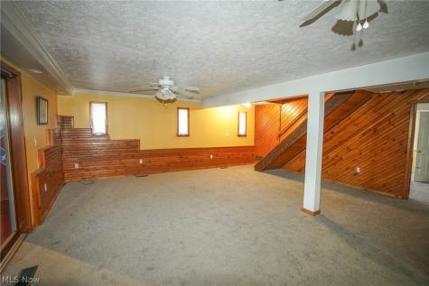166 Cheyenne Trail Malvern OH 44644