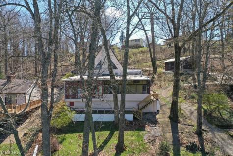 166 Cheyenne Trail Malvern OH 44644