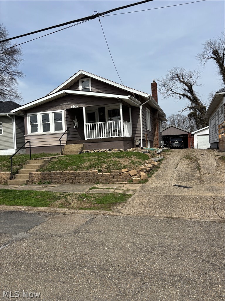 1407 Elm Street Cambridge OH 43725