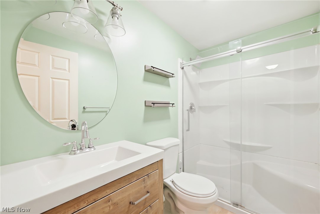 7794 Castle Rock Warren OH 44484