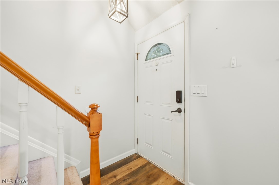 7794 Castle Rock Warren OH 44484