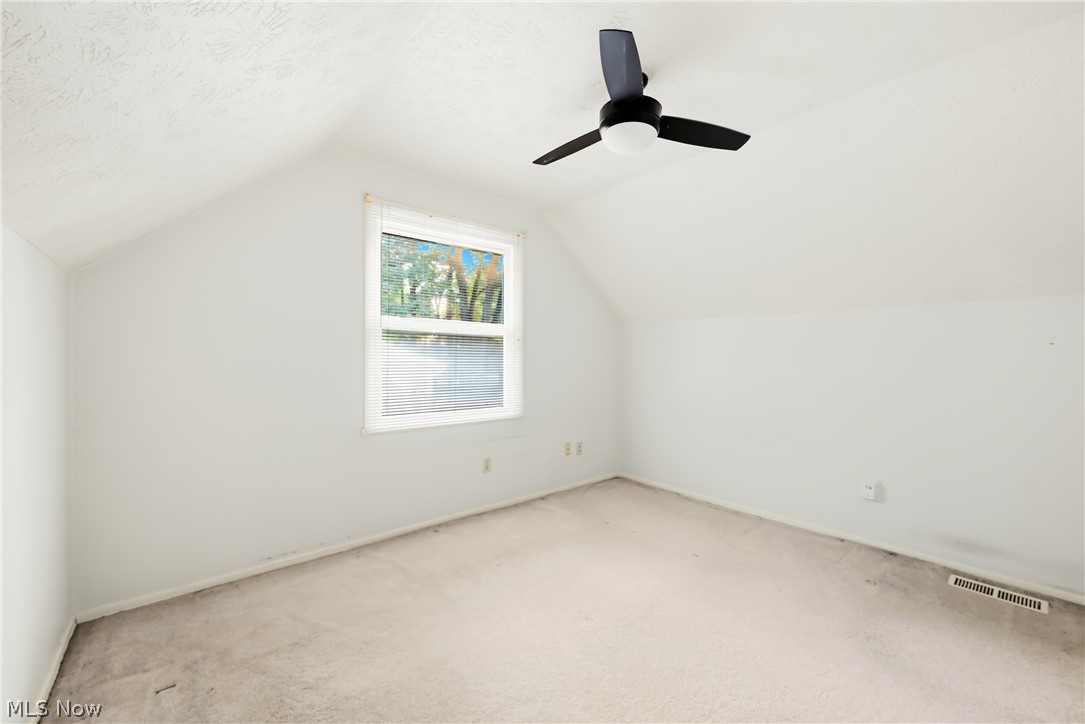 7794 Castle Rock Warren OH 44484