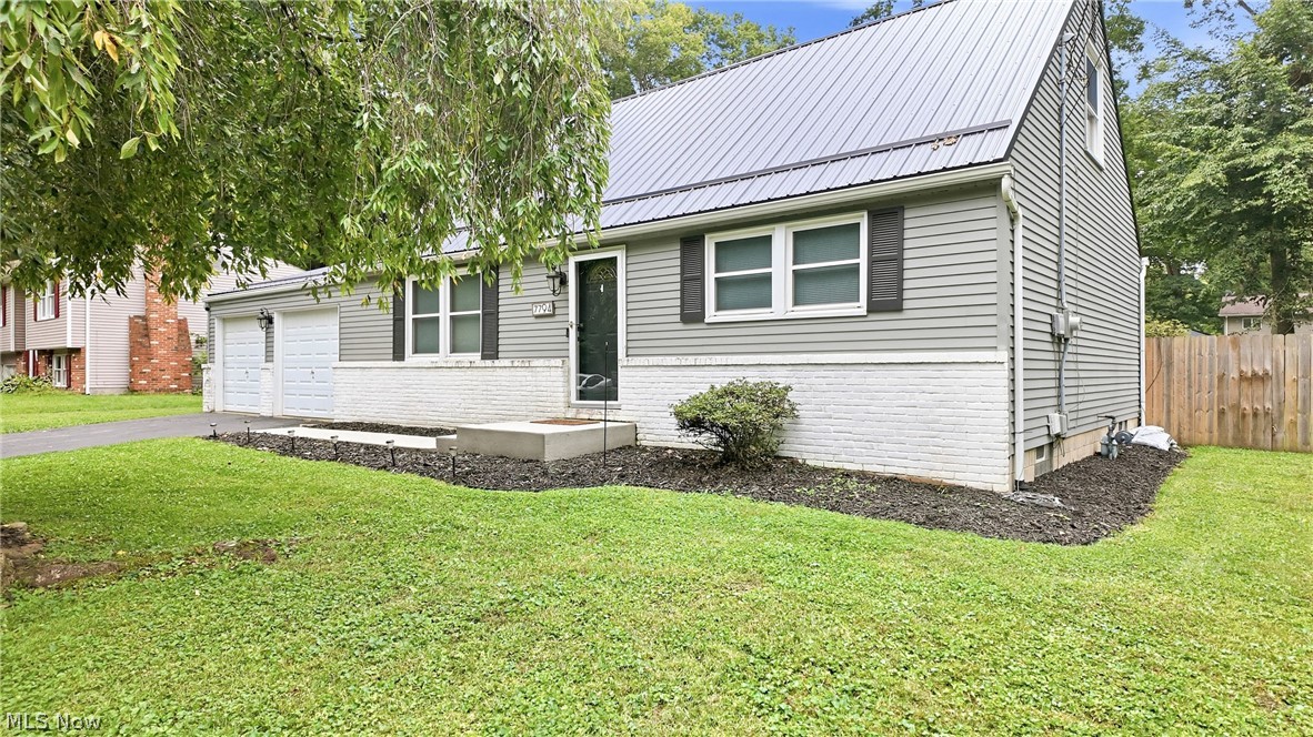 7794 Castle Rock Warren OH 44484