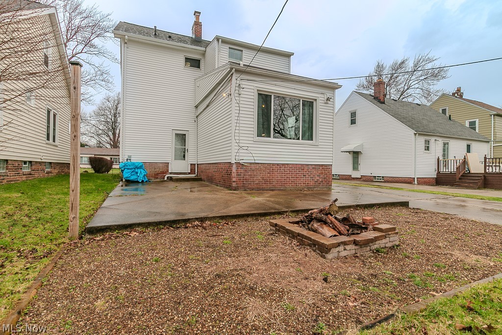 1203 Mayfield Ridge Road Mayfield Heights OH 44124