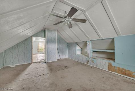 7107 Ivy Avenue Cleveland OH 44127