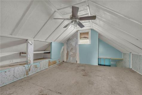 7107 Ivy Avenue Cleveland OH 44127