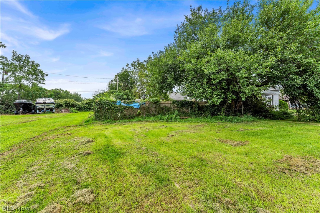 7107 Ivy Avenue Cleveland OH 44127