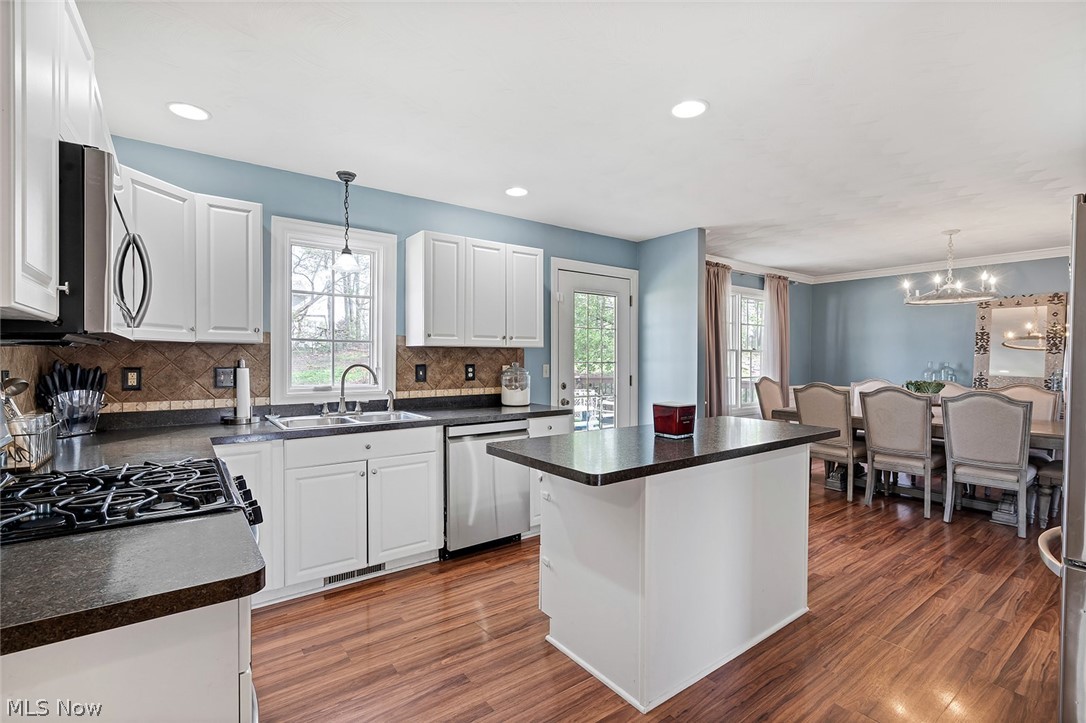 864 Mayfield Drive Boardman OH 44512