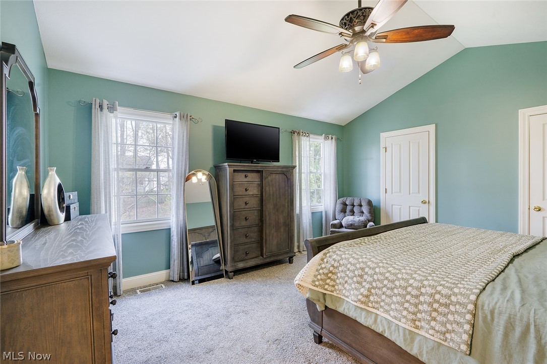 864 Mayfield Drive Boardman OH 44512