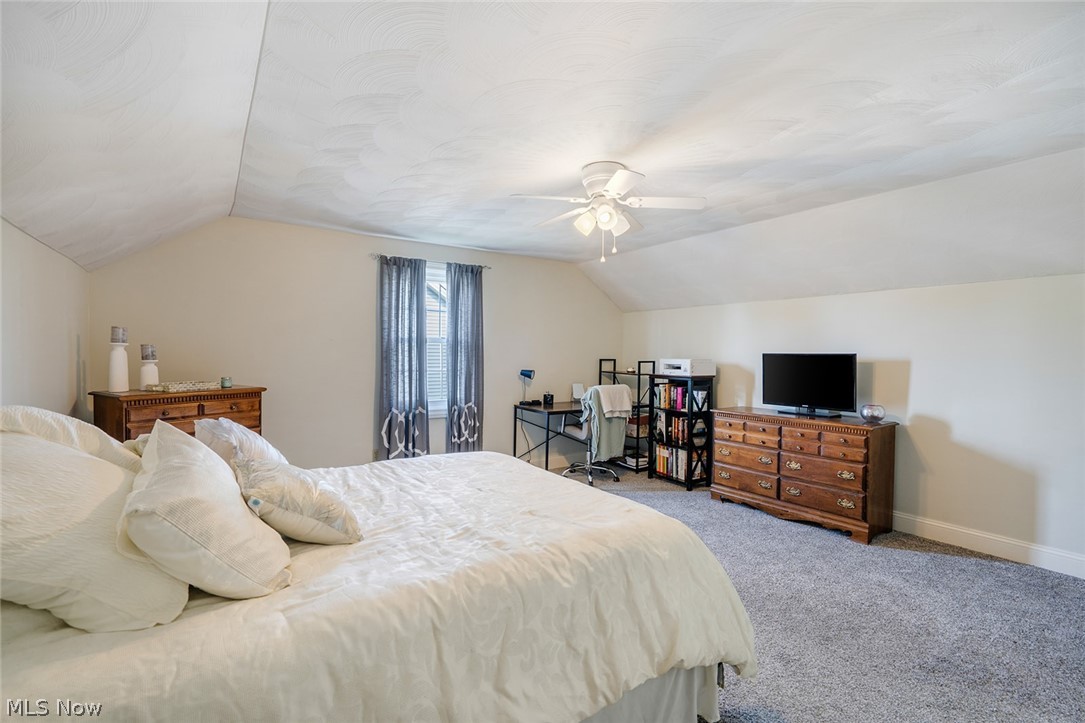 864 Mayfield Drive Boardman OH 44512