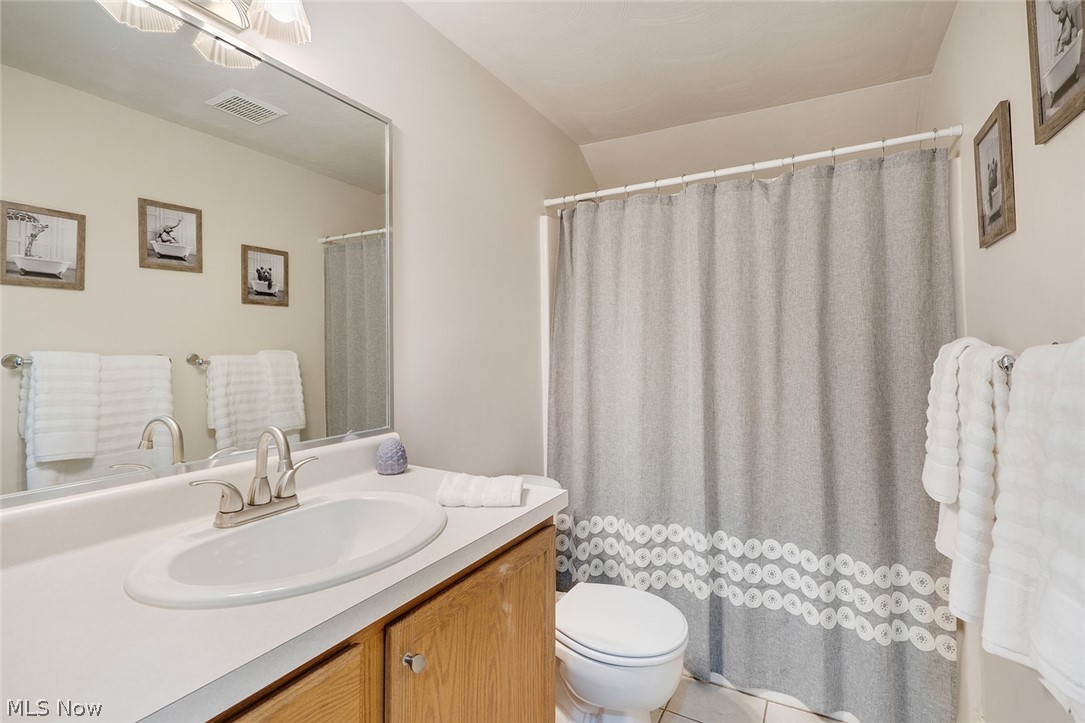864 Mayfield Drive Boardman OH 44512