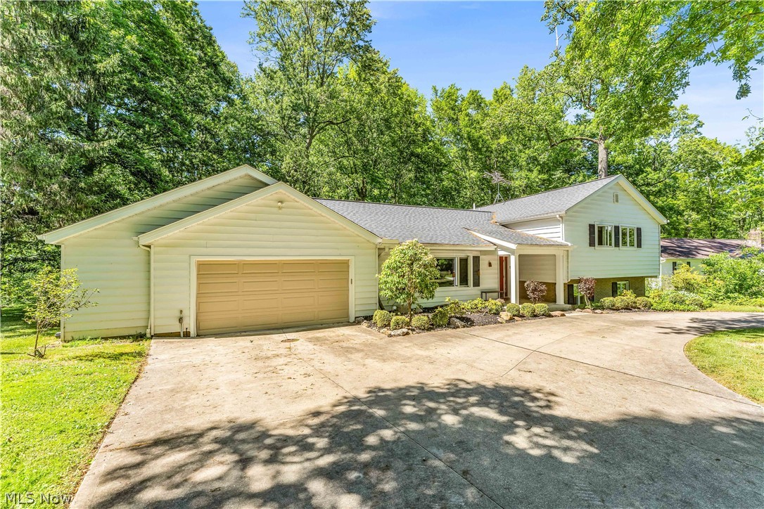 6821 Thornapple Drive Mayfield OH 44040