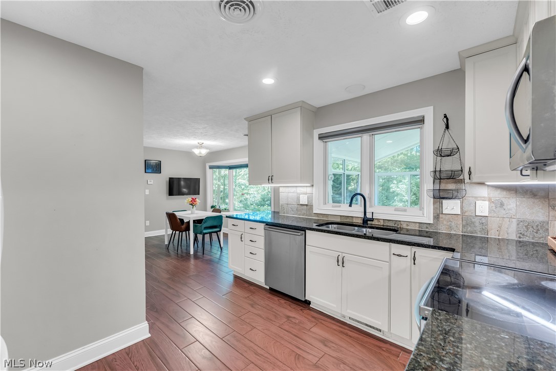 6821 Thornapple Drive Mayfield OH 44040