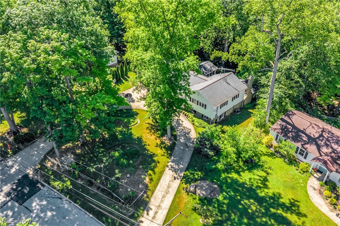 6821 Thornapple Drive Mayfield OH 44040