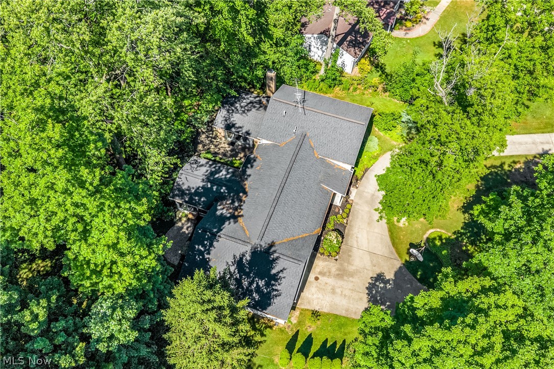 6821 Thornapple Drive Mayfield OH 44040