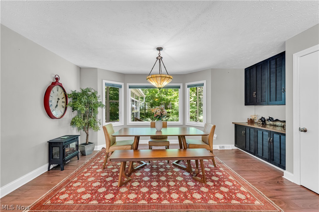 6821 Thornapple Drive Mayfield OH 44040