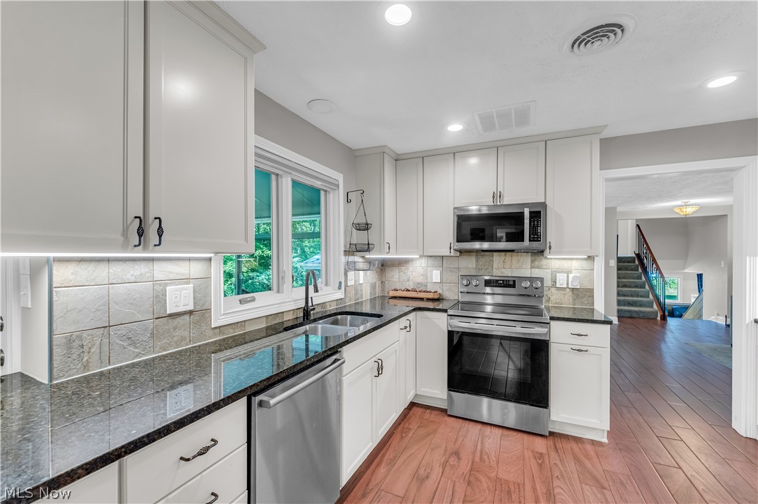 6821 Thornapple Drive Mayfield OH 44040
