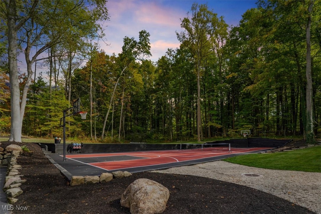 7753 Red Fox Trail Hudson OH 44236