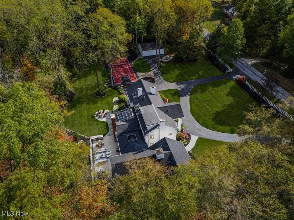 7753 Red Fox Trail Hudson OH 44236