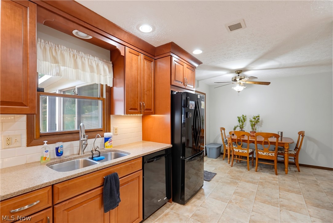 4311 Cottage Grove Road Uniontown OH 44685