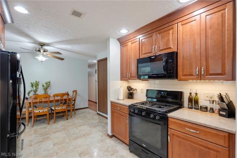 4311 Cottage Grove Road Uniontown OH 44685