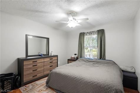 4311 Cottage Grove Road Uniontown OH 44685
